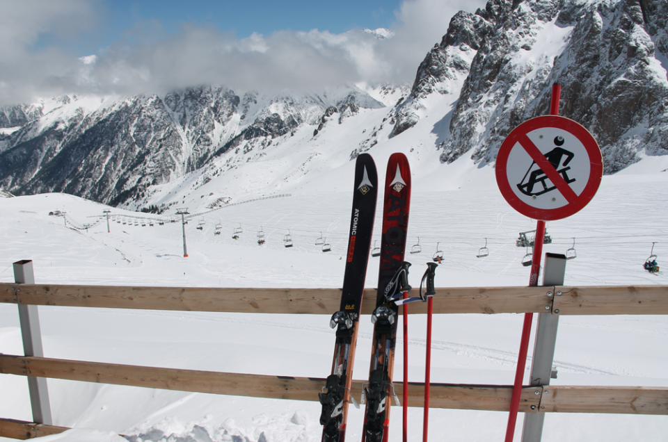 Kasachstan: Außergewöhnliches Ski-Abenteuer in Zentralasien