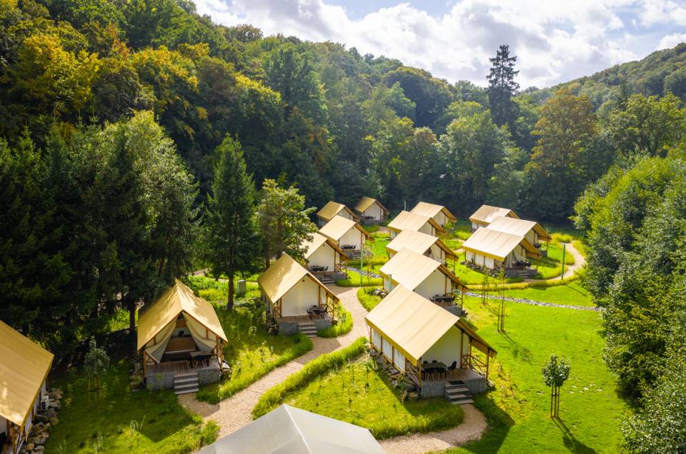 Luxuscamping mitten in der Natur: Landal erweitert Glamping-Unterkünfte